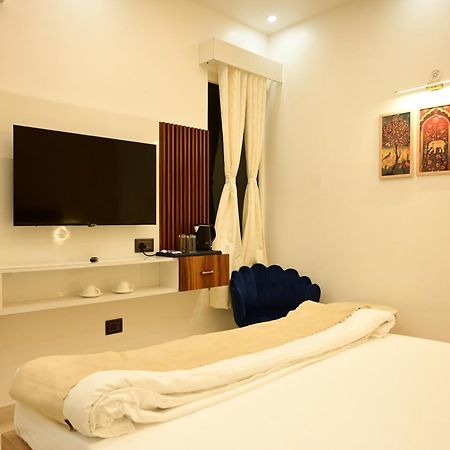 Hotel Vedic Inn Faizabad Екстер'єр фото